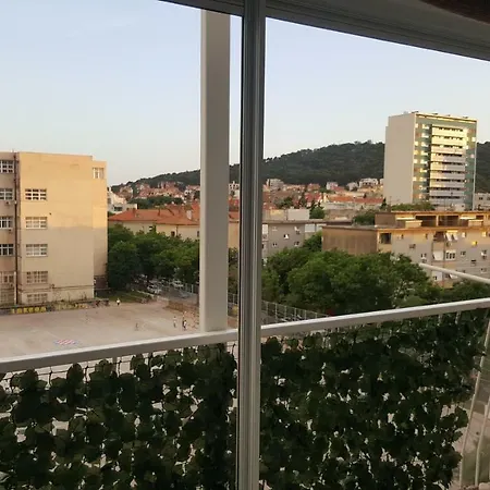 Pagaresto Split-sunny Oasis With Free Parking Apartament